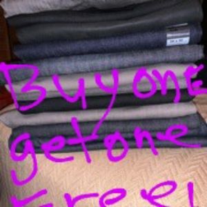 Buy 1jeans get 1free👖